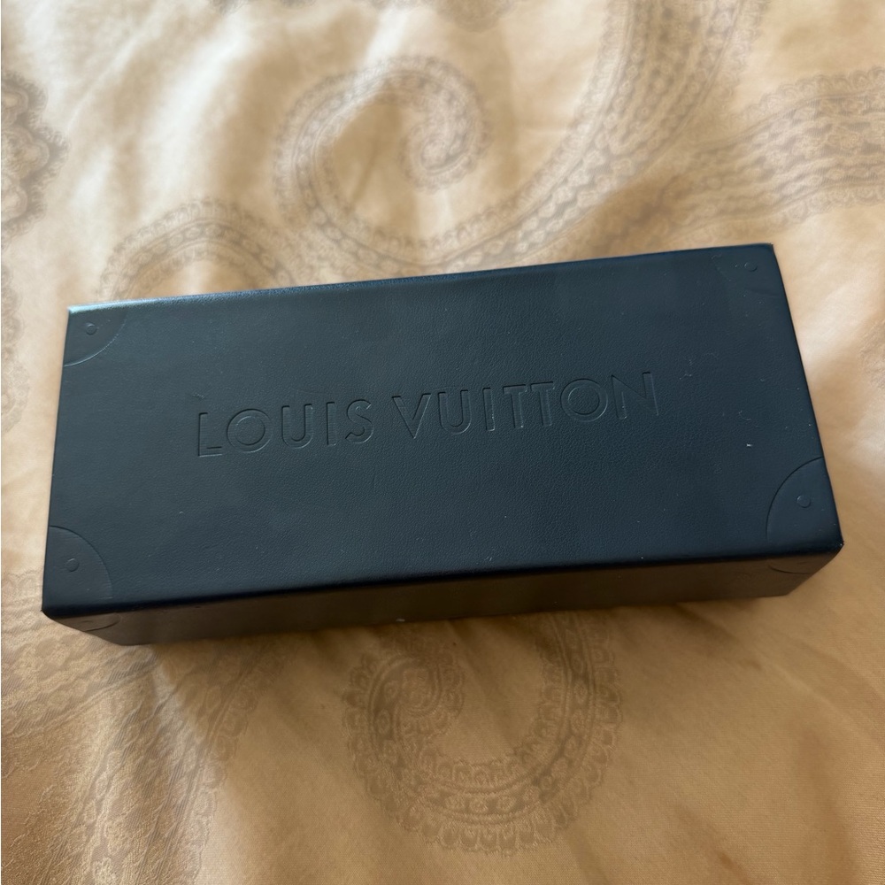 Louis Vuitton Black Shield Sunglasses with Gold Accents - Picture 5 of 13